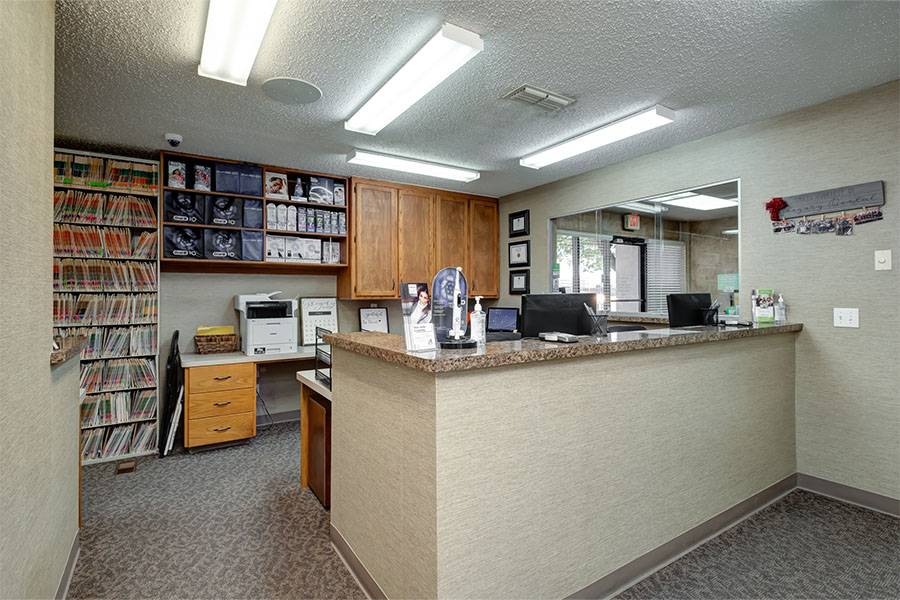 Reception Desk | Gregory Dental Care | Lubbock, TX